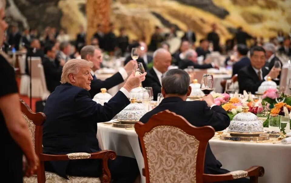 tiet-lo-nhung-mon-an-ong-trump-duoc-chieu-dai-trong-quoc-yen-tai-bac-kinh
