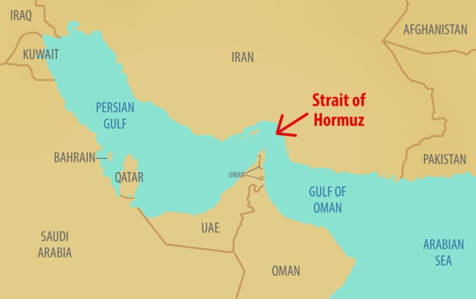 my-–-trung-nhat-tri-eo-bien-hormuz-phai-mo,-iran-khong-the-co-vu-khi-hat-nhan