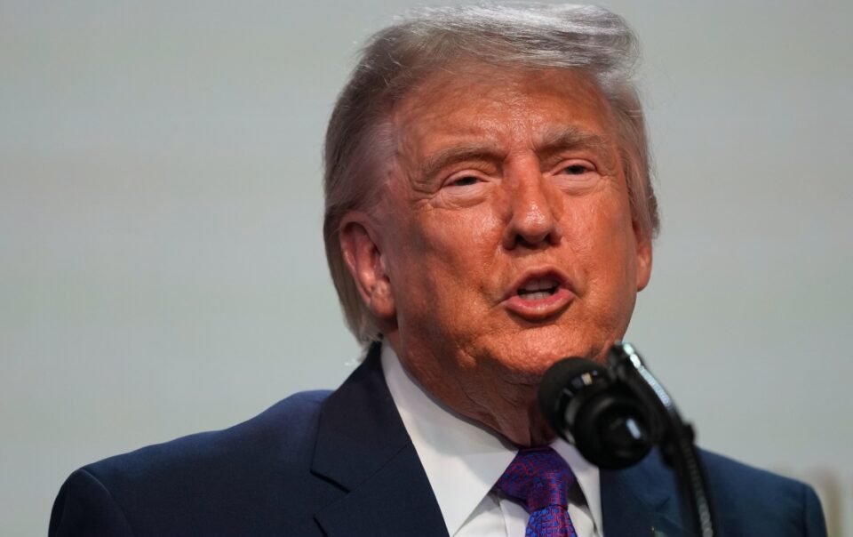 ong-trump-tuyen-bo-hoan-ke-hoach-tan-cong-iran
