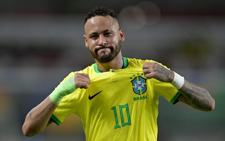 neymar-chinh-thuc-du-world-cup,-1-ngoi-sao-brazil-khac-bi-gach-ten