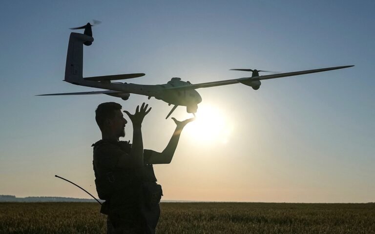 xung-dot-nga-–-ukraine:-drone-thach-thuc-logic-quan-su-truyen-thong