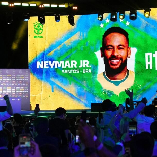 cdv-brazil-vo-oa,-bat-khoc-trong-ngay-neymar-duoc-goi-tro-lai-doi-tuyen