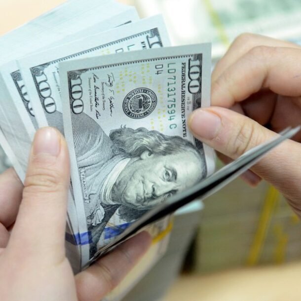 gia-usd-hom-nay-205.2026:-dong-loat-tang