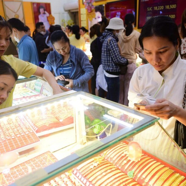 doc-nhanh-20-5:-ly-do-gi-khien-gia-vang-cung-chung-khoan-my-giam-manh?