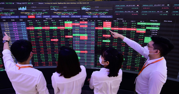 cac-cong-ty-chung-khoan-noi-gi-ve-phien-vn-index-bat-ngo-dao-chieu?