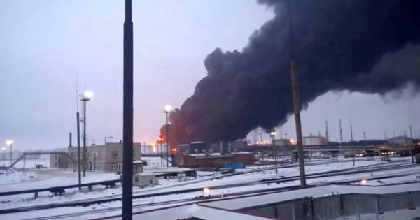 chien-su-ukraine-ng&agrave;y-1.548:-loat-nh&agrave;-m&aacute;y-loc-dau-nga-bi-tan-c&ocirc;ng,-moscow-tran-an