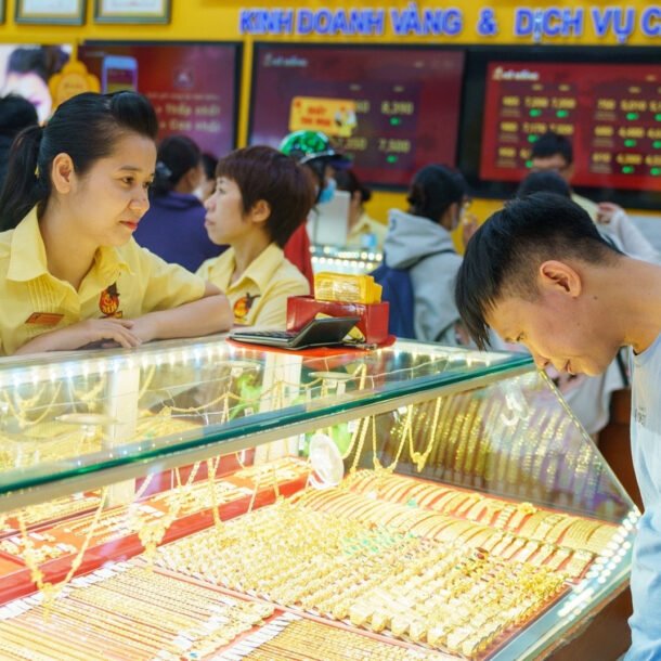 gia-vang-hom-nay-26/5/2026-dot-ngot-dao-chieu,-vang-ve-sat-161-trieu-dong/luong