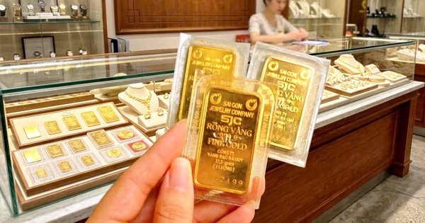 gi&aacute;-v&agrave;ng-h&ocirc;m-nay-255.2026:-trong-nuoc-tang-cham-hon-the-gioi