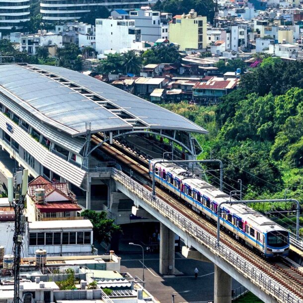 bo-chinh-tri-yeu-cau-den-2030-lam-xong-200km-metro:-tp.hcm-dang-trien-khai-ra-sao?