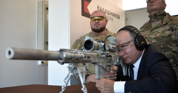 doanh-nghiep-nga-de-nghi-tong-thong-putin-cho-trang-bi-vu-kh&iacute;-chong-uav