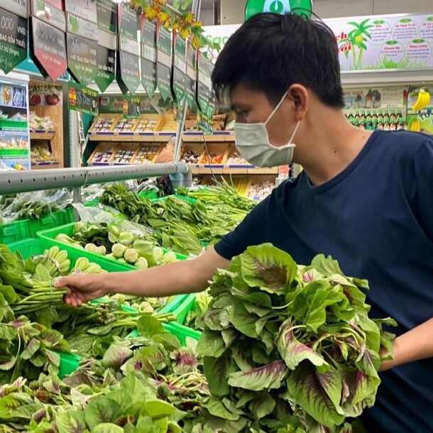 vi-sao-an-nhieu-rau-van-bi-tao-bon?