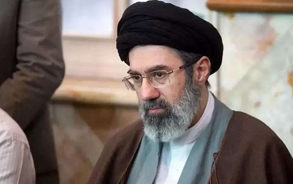 ngoai-truong-my-neu-cach-lanh-tu-toi-cao-iran-chi-dao-‘tu-bong-toi’