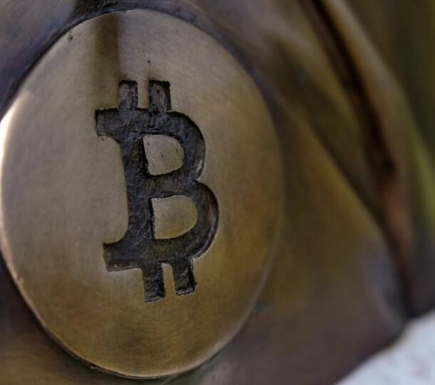 satoshi-era-bitcoin-at-center-of-$285-billion-lawsuit-moves-after-14-years
