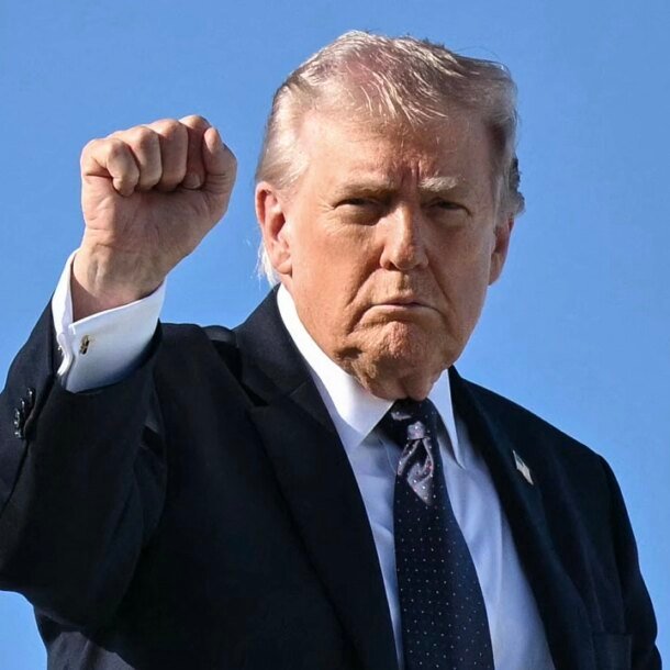 ong-trump:-iran-ban-roi-truc-thang-apache,-my-phai-dap-tra