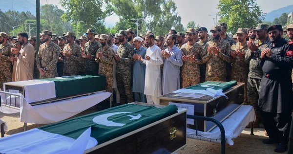 truc-thang-quân-su-pakistan-roi-o-kashmir,-22-quân-nhân-thiet-mang