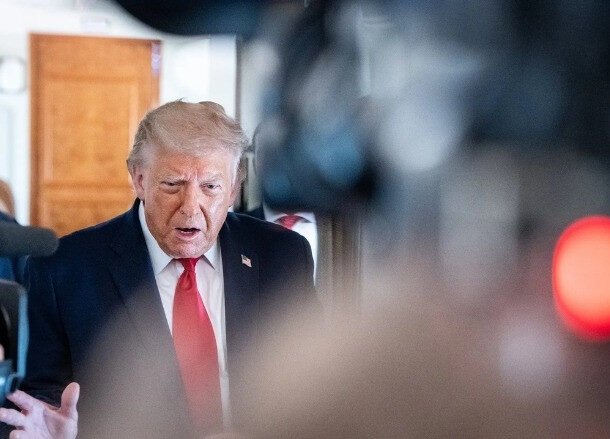 ong-trump-va-iran-tuyen-bo-trai-nguoc-ve-thoi-gian-ky-ket-thoa-thuan