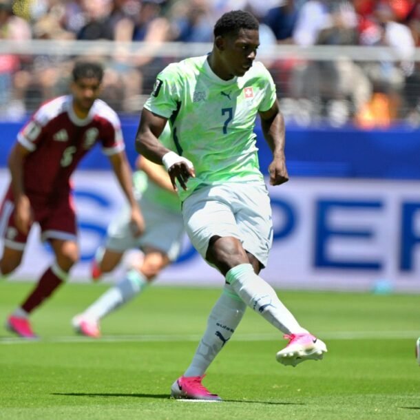 qatar-–-thuy-si-(hiep-1):-embolo-mo-ti-so-tu-qua-penalty,-dai-dien-tay-a-chong-do-vat-va