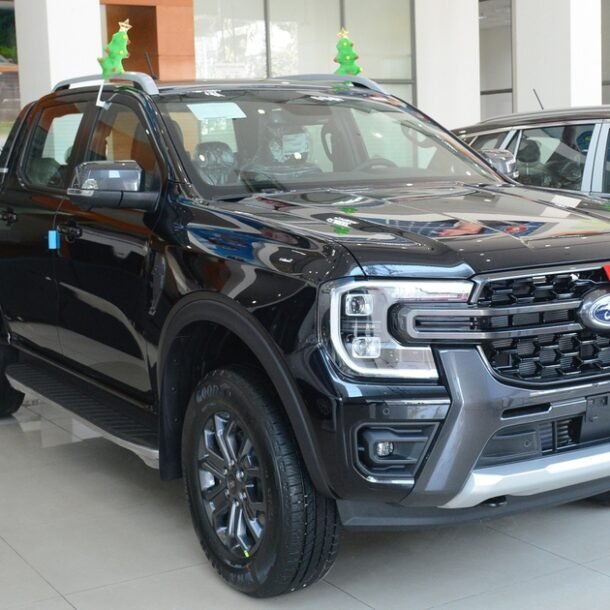 ford-ranger-hut-khach,-luong-tieu-thu-xe-ban-tai-tai-viet-nam-lap-tuc-tang-truong