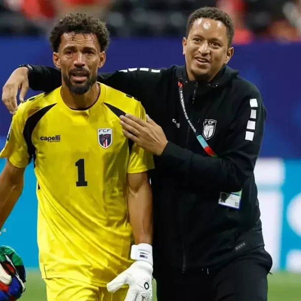 nghi-si-my-keu-goi-cap-visa-cho-me-thu-mon-cape-verde-den-world-cup