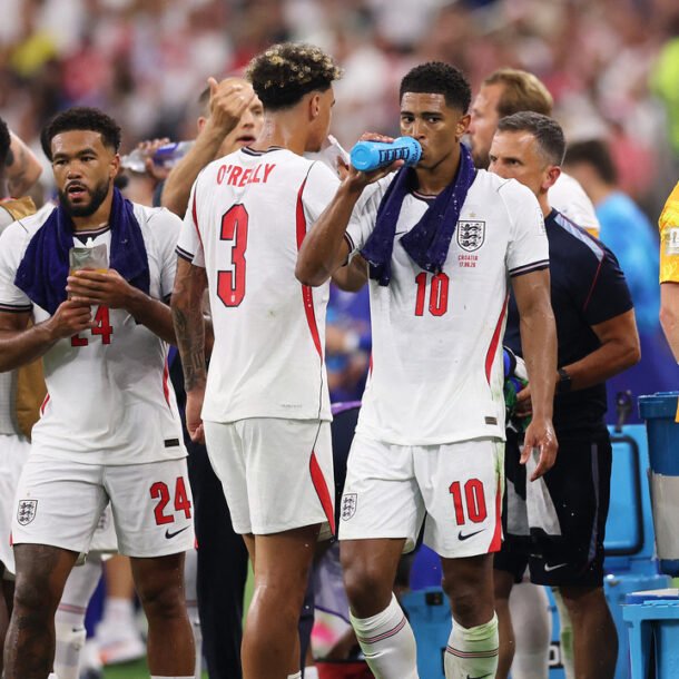 co-dong-vien-phan-doi-luat-nghi-tiep-nuoc-tai-world-cup