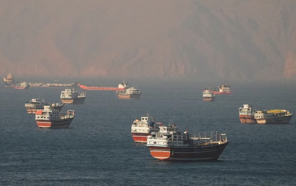 nguon-tai-chinh-dau-tien-iran-sap-tiep-can-de-mua-cac-mat-hang-thiet-yeu