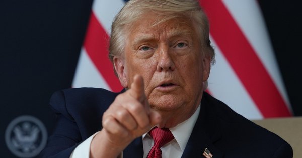 &ocirc;ng-trump-n&oacute;i-my-se-thu-ph&iacute;-qua-eo-bien-hormuz-neu-d&agrave;m-ph&aacute;n-iran-that-bai
