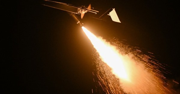 chien-su-ukraine-ng&agrave;y-1.578:-hai-b&ecirc;n-tap-k&iacute;ch-lan-nhau