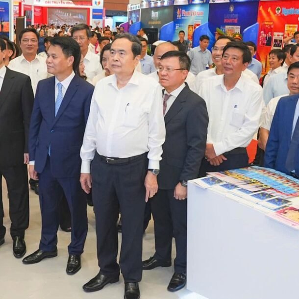 chu-tich-quoc-hoi-tran-thanh-man-du-le-trao-giai-bao-chi-quoc-gia-lan-thu-20