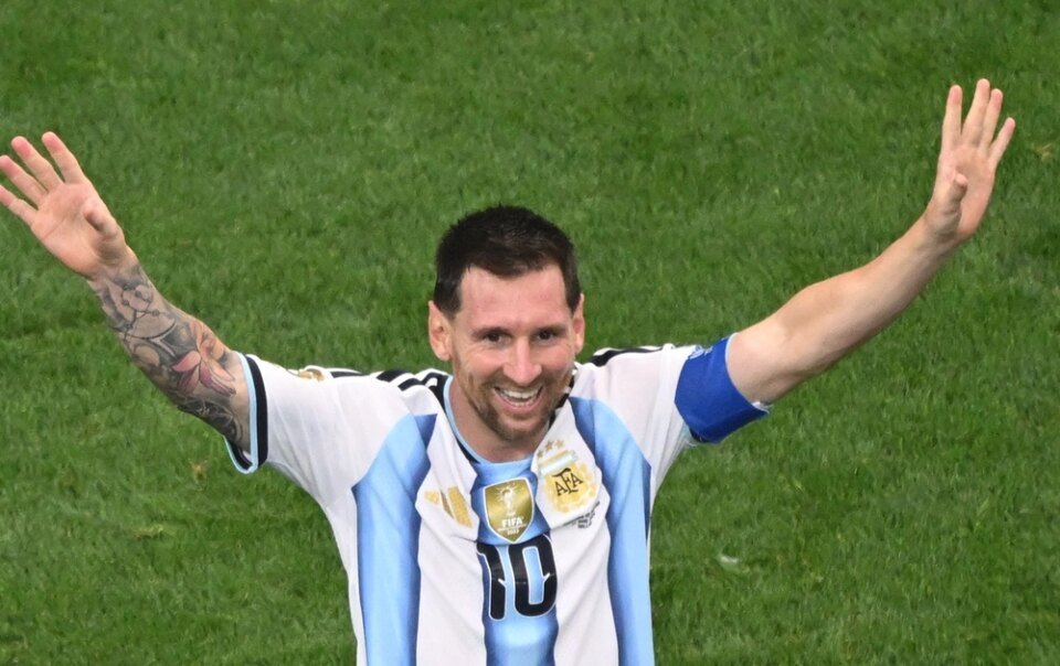 video:-ban-thang-dua-messi-thanh-chan-sut-vi-dai-nhat-world-cup