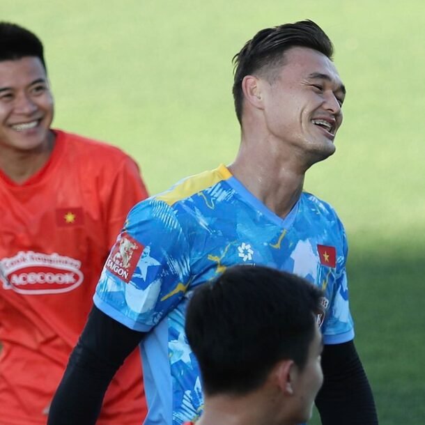 khoa-ngo-vang,-patrik-le-giang-va-nguyen-tai-loc-phan-khoi-trong-ngay-dau-tap-o-tuyen-viet-nam