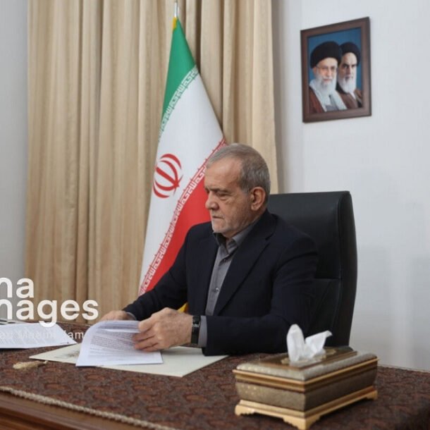 iran-khong-dam-phan-ve-ten-lua-dan-dao,-my-phan-doi-tehran-thu-phi-o-hormuz