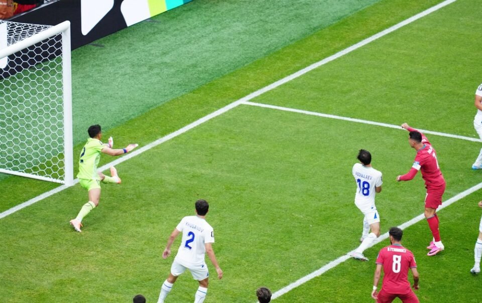 ban-thang-giup-ronaldo-vuot-mat-messi-de-lap-ky-luc-tai-world-cup
