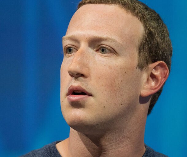mark-zuckerberg-cung-muon-co-mot-thi-truong-du-doan:-nyt