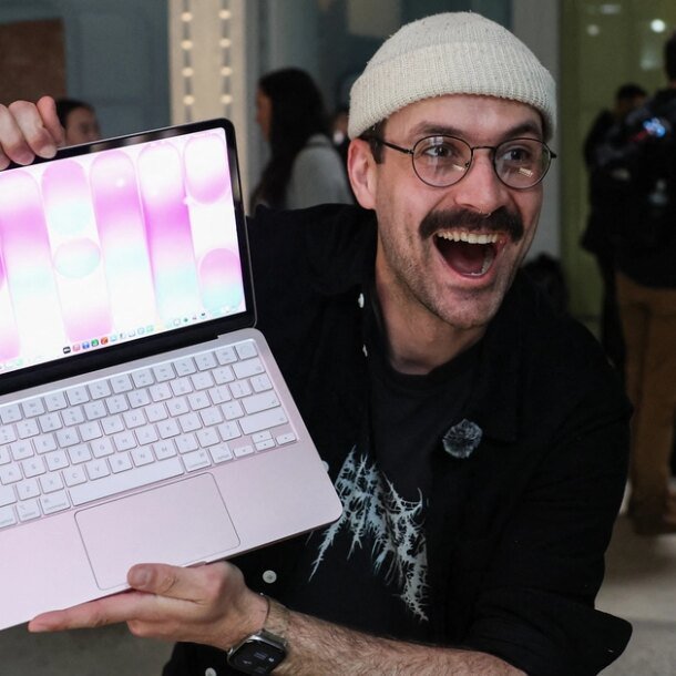 apple-buoc-phai-tang-gia-macbook,-ipad-vi-gia-chip-nho-tang-vot-theo-con-sot-ai