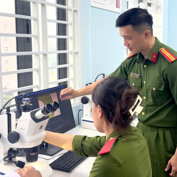 truong-dai-hoc-canh-sat-nhan-dan-tiep-nhan-phuong-tien-giang-day-tu-vien-khoa-hoc-hinh-su
