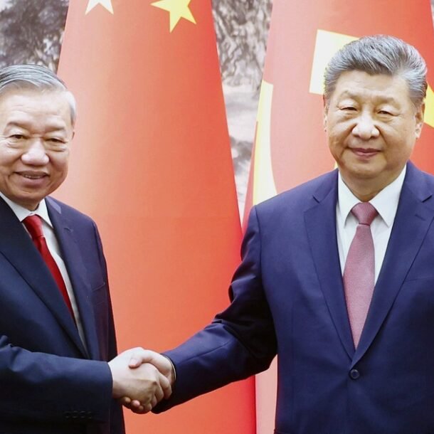 dang-cong-san-viet-nam-chuc-mung-105-nam-thanh-lap-dang-cong-san-trung-quoc