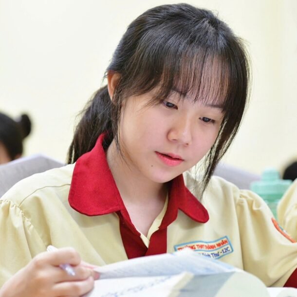 top-5-dia-phuong-co-nhieu-diem-10-nhat-nuoc,-ha-noi-dan-dau
