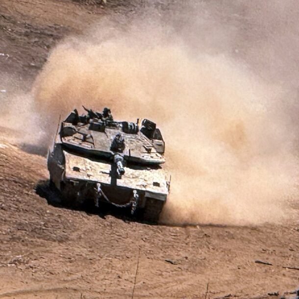 israel-tuyen-bo-san-sang-‘tan-cong-lan-ba’-vao-iran
