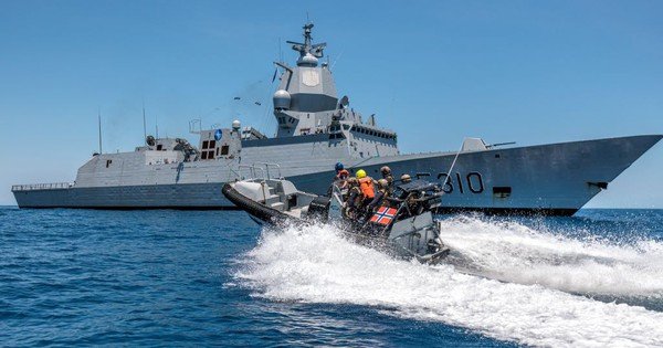 ch&acirc;u-&acirc;u-tr&aacute;m-duoc-hau-het-khoang-trong-my-de-lai-trong-ph&ograve;ng-thu-nato