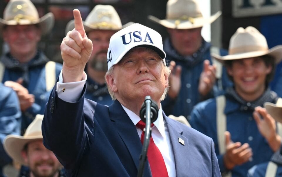 ong-trump-lien-tuc-vi-minh-voi-tong-thong-theodore-roosevelt-–-bieu-tuong-cua-dang-cong-hoa