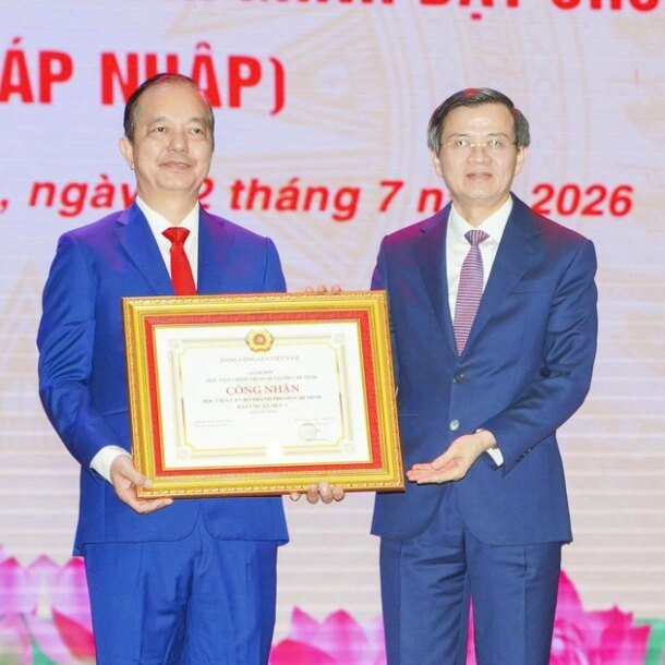 hoc-vien-can-bo-tp.hcm-dat-chuan-muc-1-sau-sap-nhap