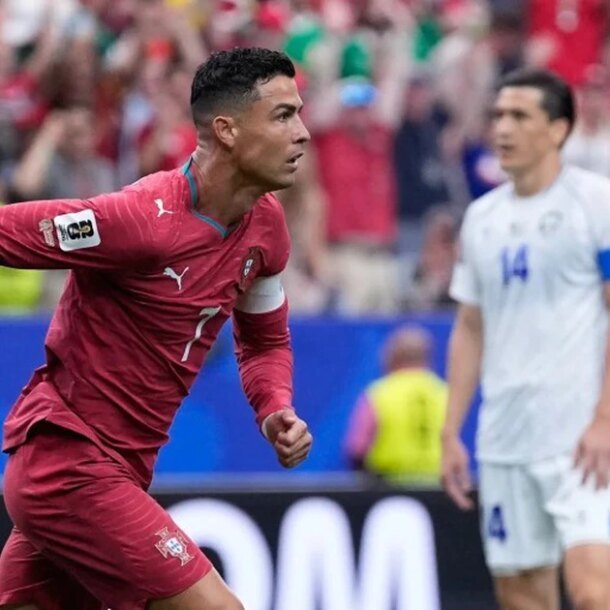 ronaldo-gia-tu-su-nghiep-thi-dau-quoc-te-sau-world-cup-2026?