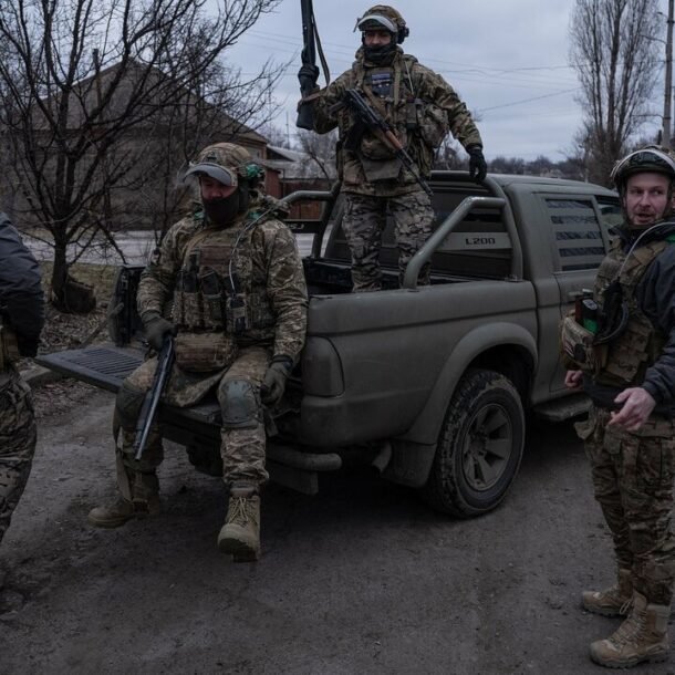 ukraine-bac-tin-nga-kiem-soat-cua-ngo-vanh-dai-phao-dai-donetsk