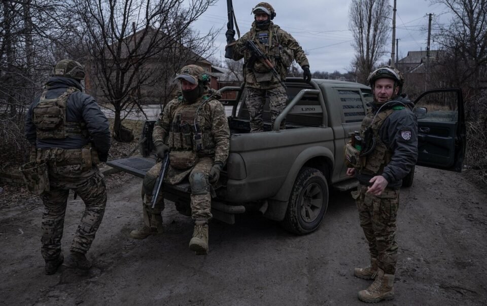 ukraine-bac-tin-nga-kiem-soat-cua-ngo-vanh-dai-phao-dai-donetsk