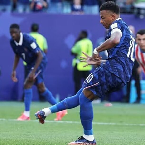video:-mbappe-dut-diem-lanh-lung,-tien-paraguay-ve-nuoc