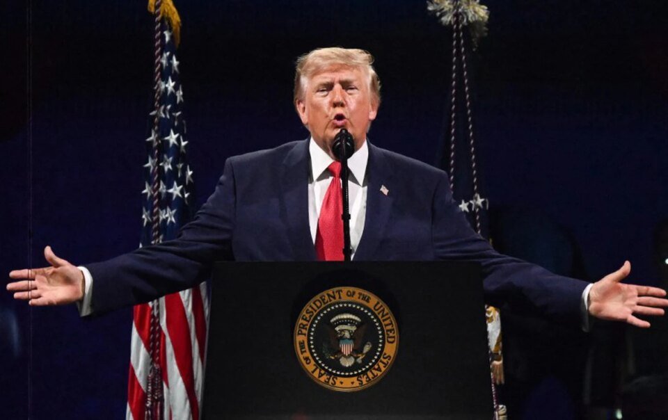 ong-trump-phat-bieu-ky-niem-250-nam-quoc-khanh-my
