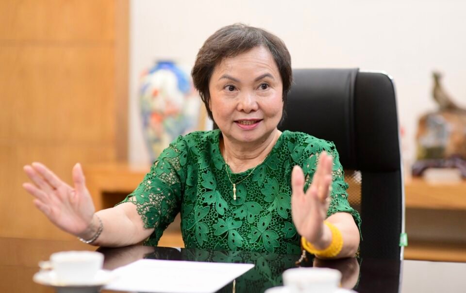 ba-cao-thi-ngoc-dung:-28.000-vien-kim-cuong-nhap-lau-khong-di-vao-he-thong-phan-phoi-cua-pnj