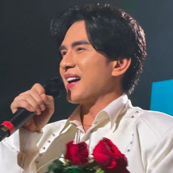 mua-ve-svip-3,2-trieu-dong,-fan-dan-truong-buc-xuc