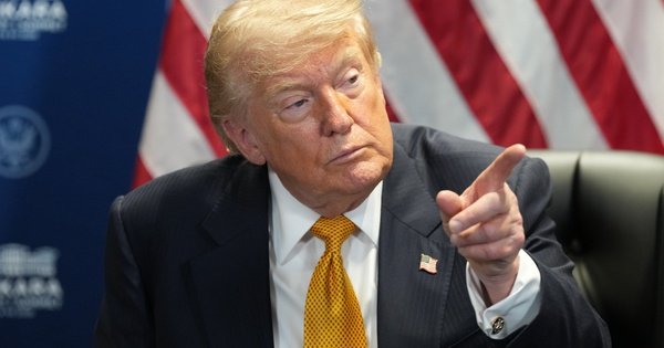 &ocirc;ng-trump:-quyen-c&ocirc;ng-d&acirc;n-my-kh&ocirc;ng-phai-de-mua-b&aacute;n