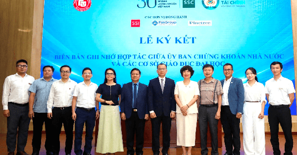 ubcknn-bat-tay-hai-truong-dai-hoc-lon,-day-manh-dao-tao-nhan-luc-nganh-chung-khoan